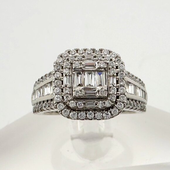 Elegant 2 Carat Lab Created White Topaz Ring Size 7 - Picture 3 of 16